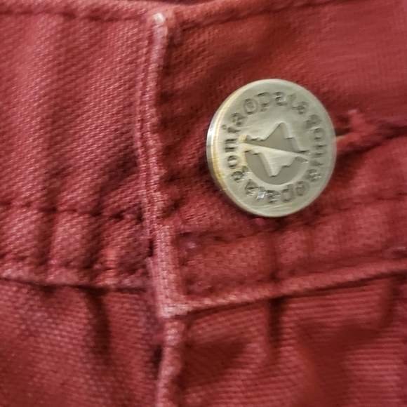 Patagonia Red Buttoned Garment - Picture 5 of 11